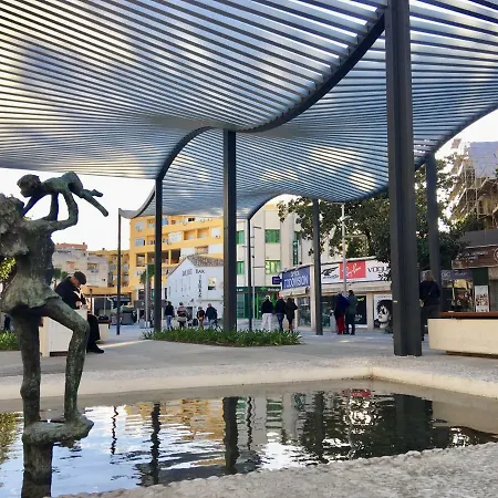 På 25 M² I Centrum Med 1 Badrum Lägenhet Torremolinos